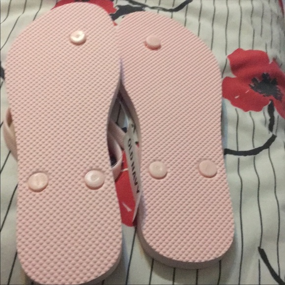 Brand new old navy flip flop color blush size 8 - Picture 2 of 4